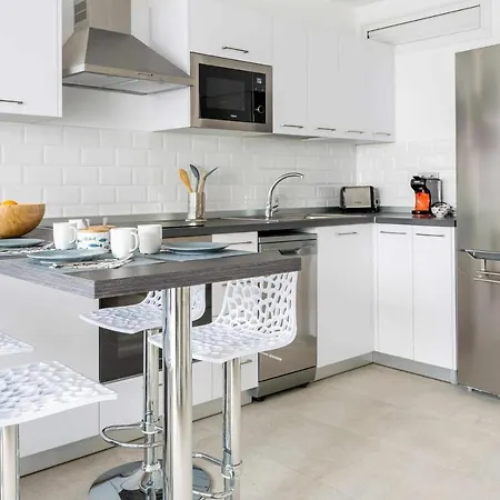 別荘 Monterey House