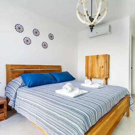 Monterey House 別荘 プラヤ・ブランカ