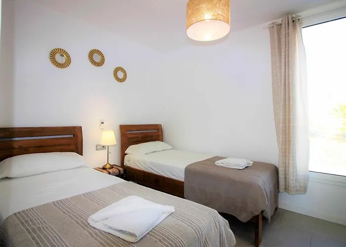 בית נופש Monterey House פלאיה בלנקה