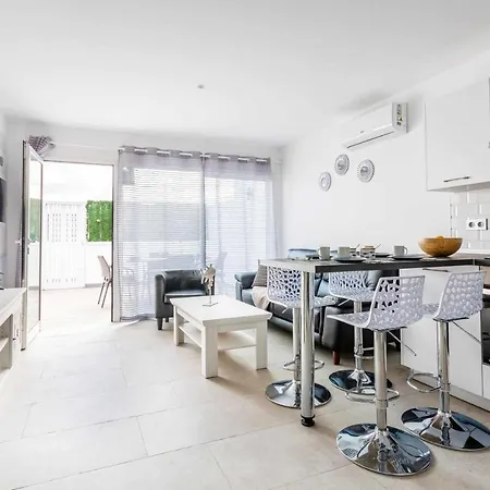 Monterey House בית נופש