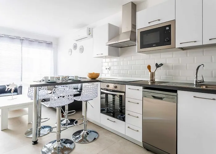 Monterey House بلايا بلانكا