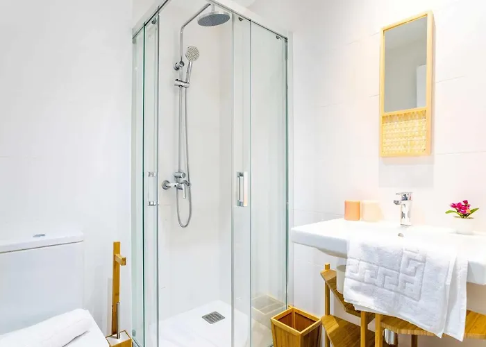 Monterey House Дом отдыха Коста Бланка